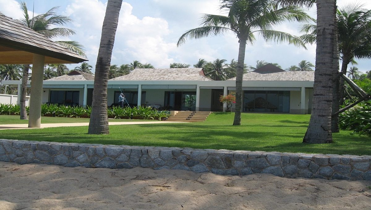 Natai Beach Front Villa (9)